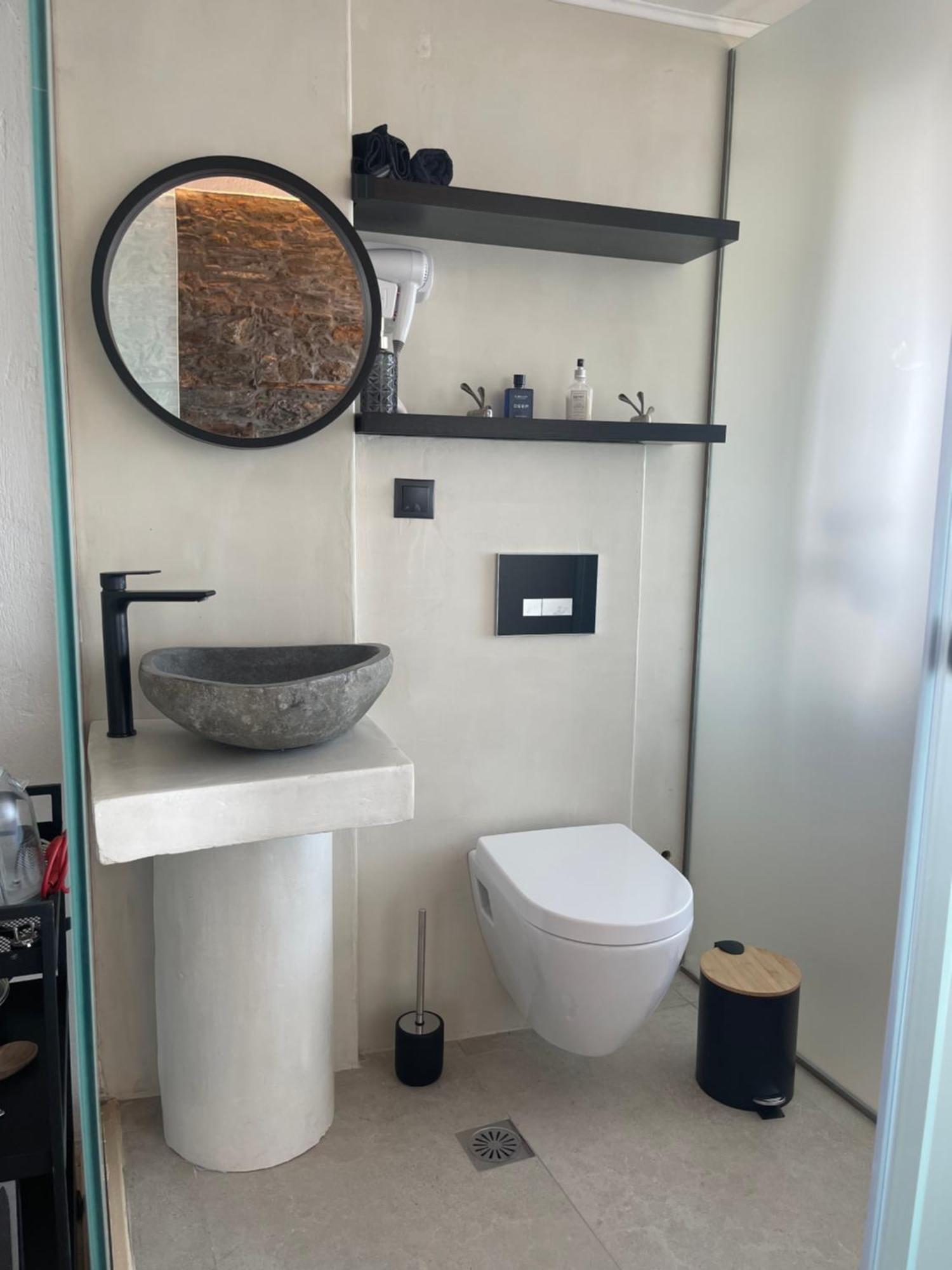 Michalelis Loft & Cave Apartment Plomari Bagian luar foto